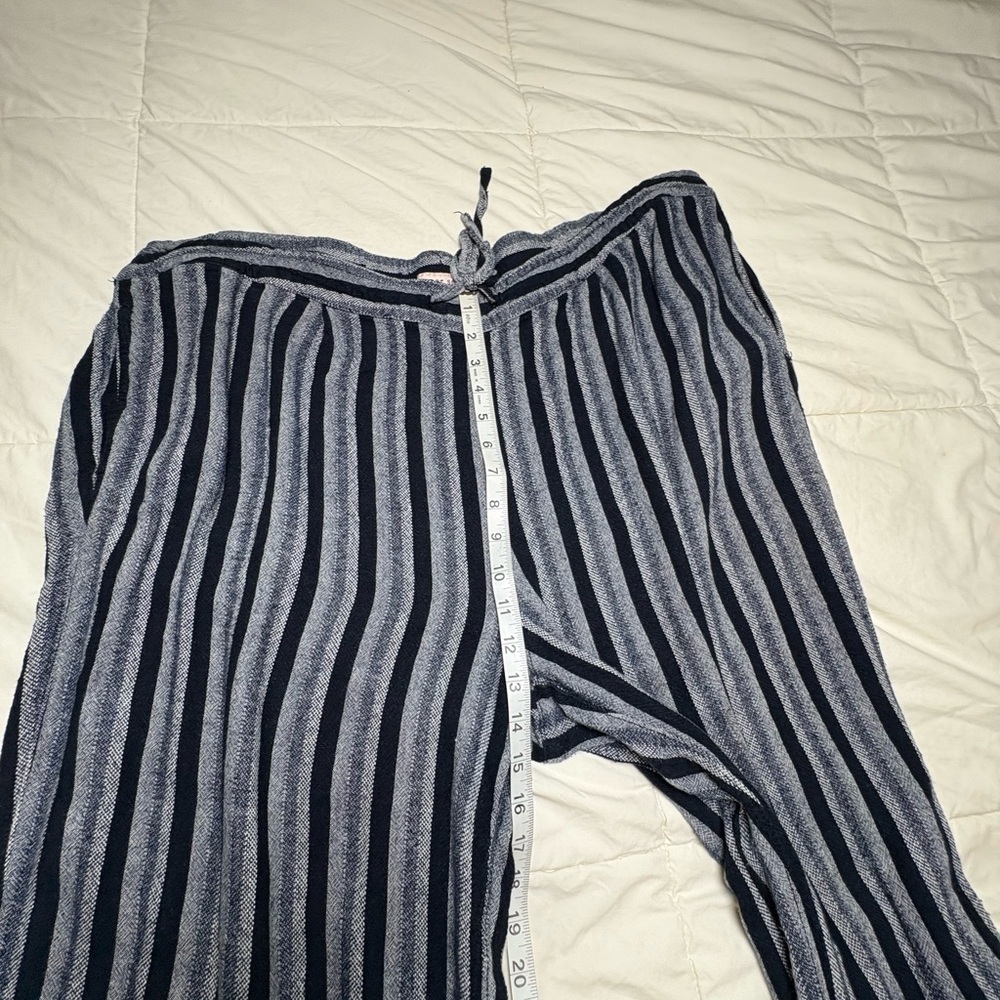 Cute Navy and White Pants and Shirt Set Women’s Size 3XL - Picture 14 of 16